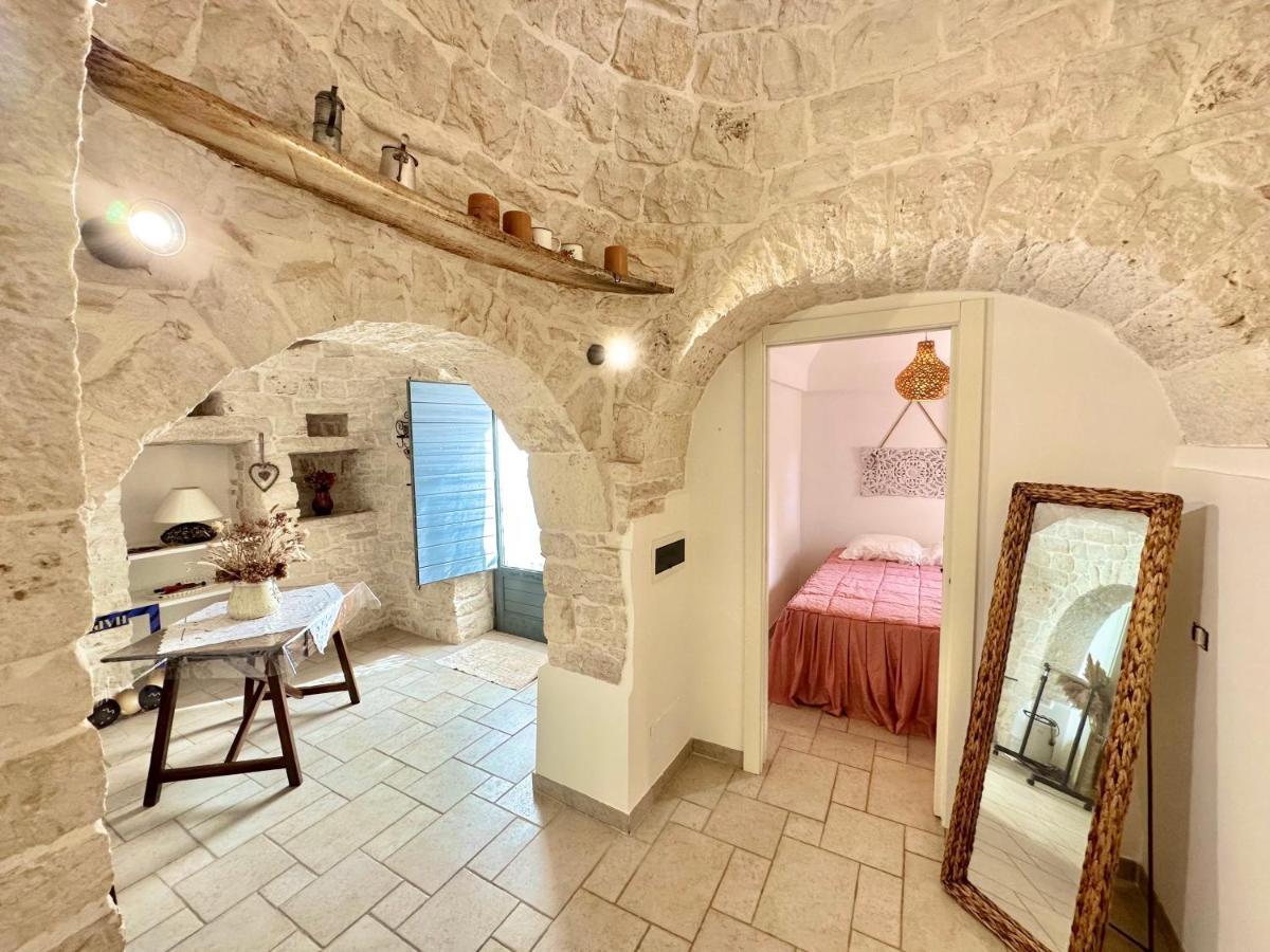 Trullo Il Carrubo Βίλα Αλμπερομπέλο Εξωτερικό φωτογραφία